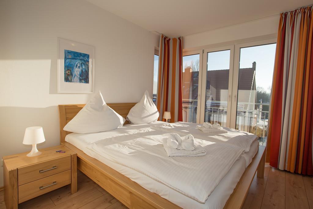 Ferienwohnung Wiek Im Hafenkieker วีคเอาฟ์รือเกน ห้อง รูปภาพ