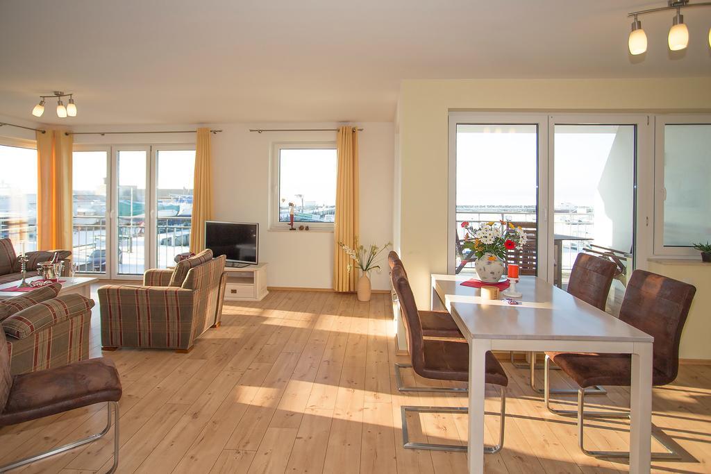 Ferienwohnung Wiek Im Hafenkieker วีคเอาฟ์รือเกน ห้อง รูปภาพ